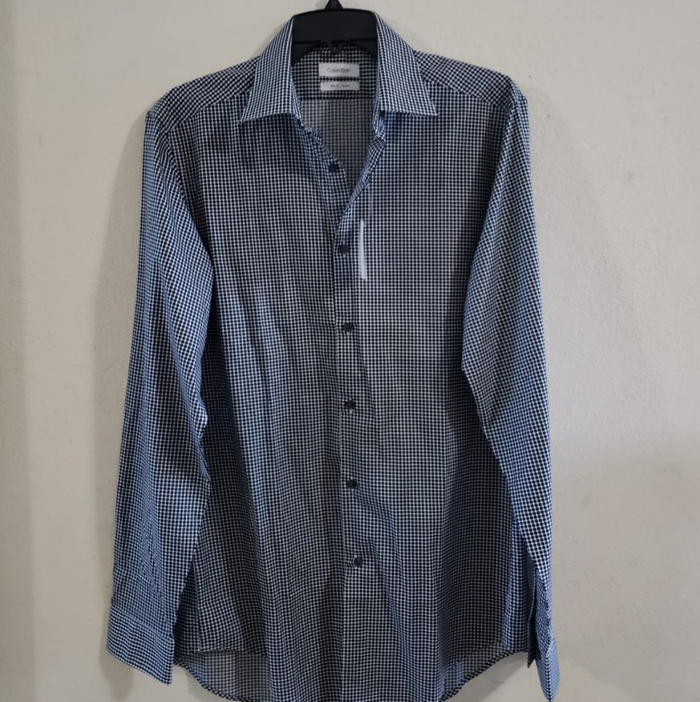 CALVIN KLEIN SLIM FIT SIZE MEDIUM